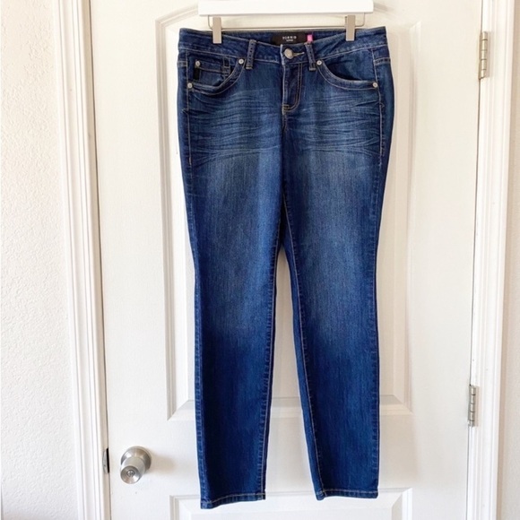 TORRID Skinny Jeans Size 12S - Picture 1 of 6
